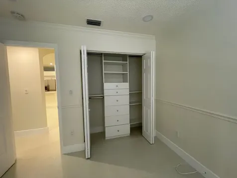 1806 NW 98th Avenue NW Pembroke Pines FL 33024