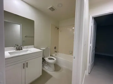 1806 NW 98th Avenue NW Pembroke Pines FL 33024