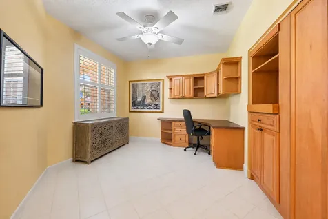 120 Legendary Circle Palm Beach Gardens FL 33418