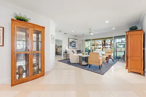 120 Legendary Circle Palm Beach Gardens FL 33418