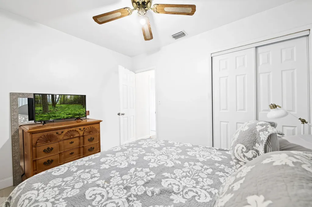2411 Gulfstream Drive Miramar FL 33023