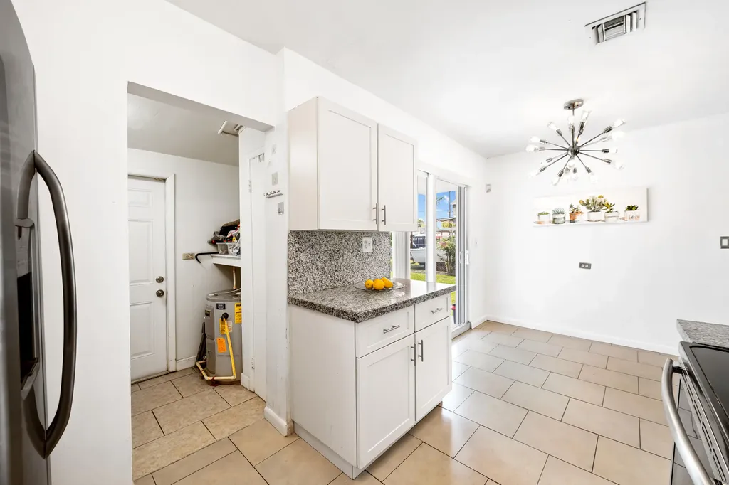 2411 Gulfstream Drive Miramar FL 33023