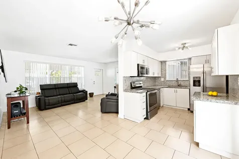 2411 Gulfstream Drive Miramar FL 33023