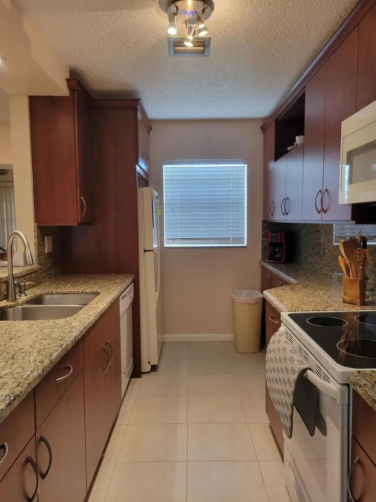 14629 Canalview Drive Delray Beach FL 33484