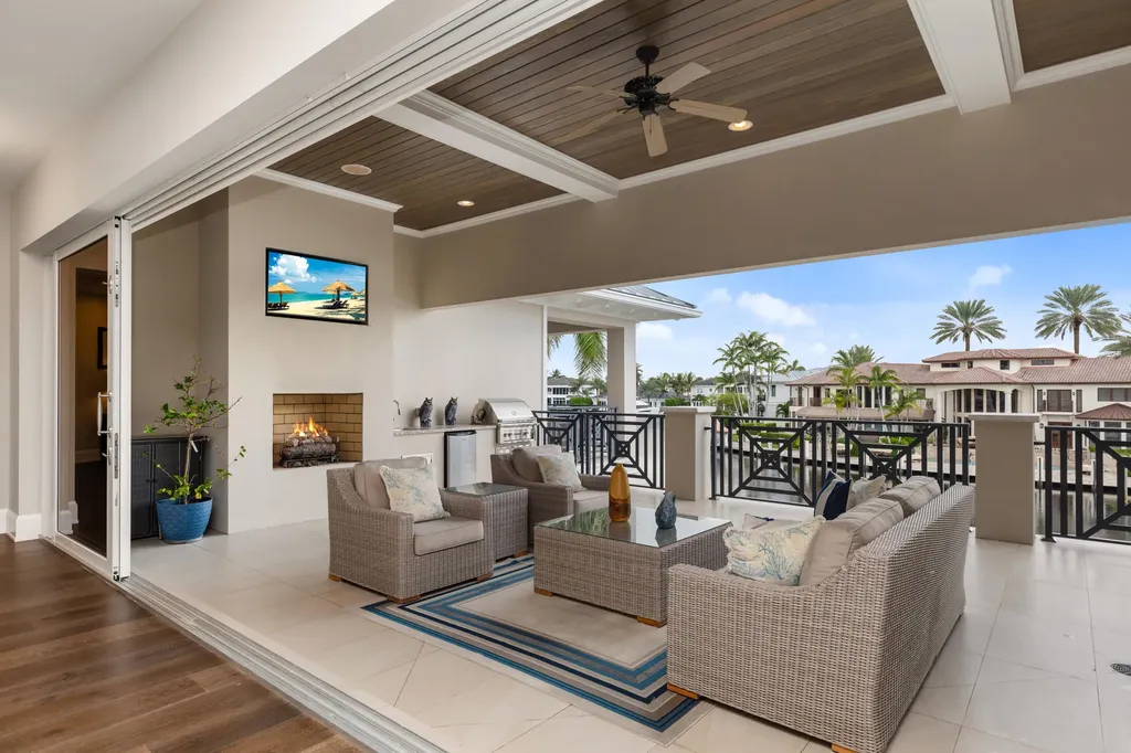 3211 NE 27th Avenue Lighthouse Point FL 33064
