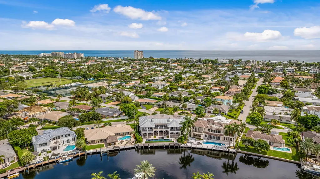 3211 NE 27th Avenue Lighthouse Point FL 33064