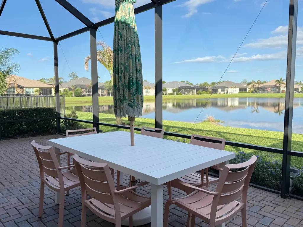12845 SW Lake Fern Circle Port St Lucie FL 34987