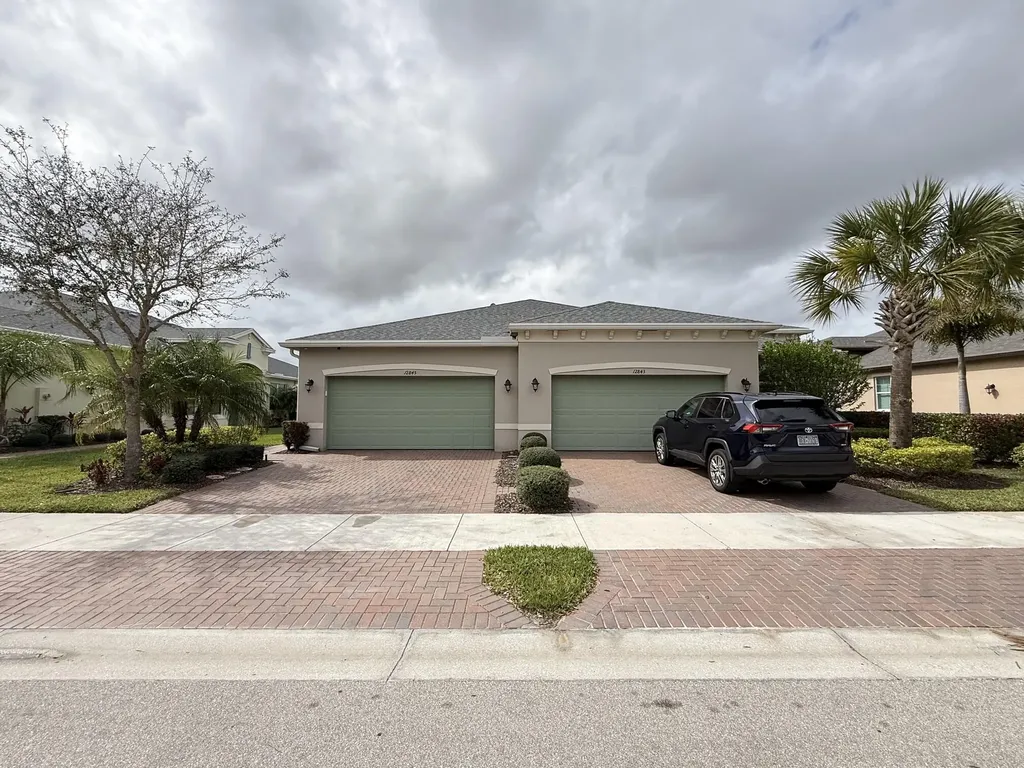 12845 SW Lake Fern Circle Port St Lucie FL 34987