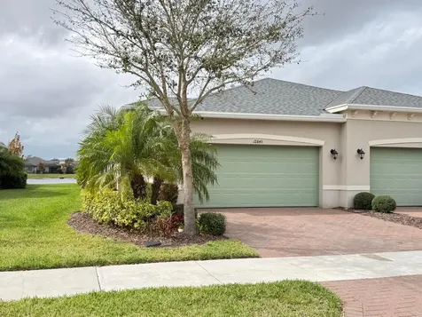 12845 SW Lake Fern Circle Port St Lucie FL 34987
