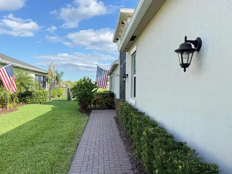 12845 SW Lake Fern Circle Port St Lucie FL 34987