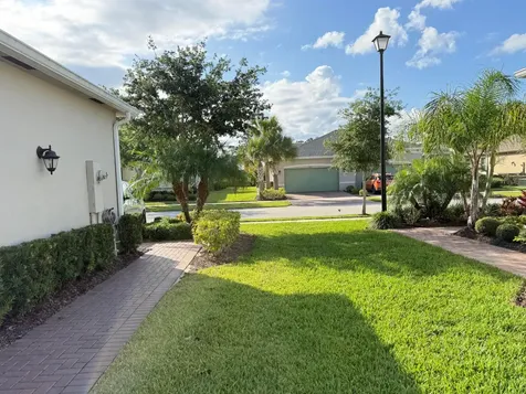 12845 SW Lake Fern Circle Port St Lucie FL 34987