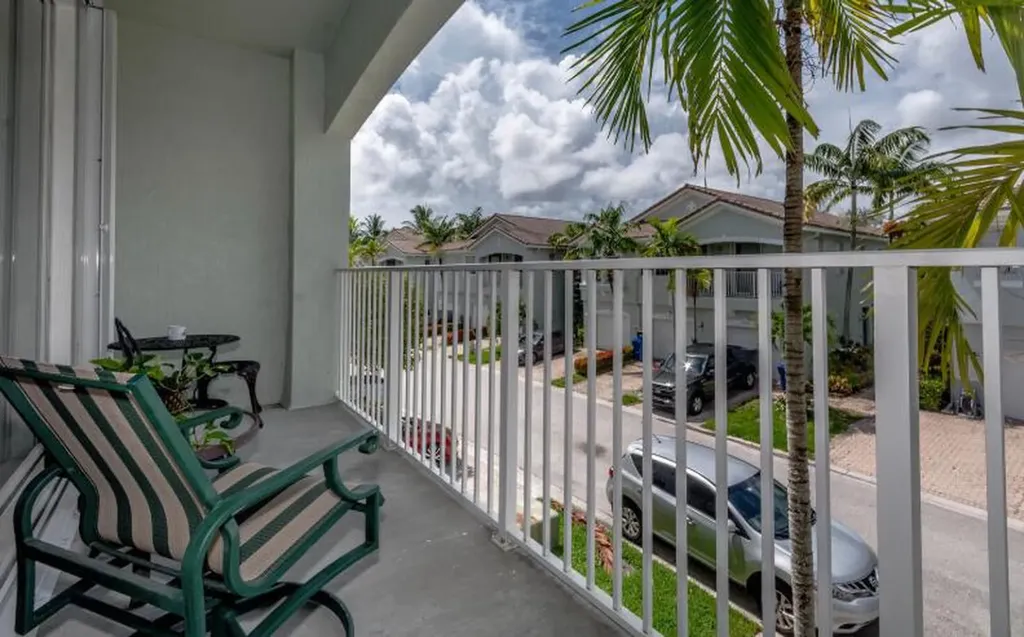3019 Laurel Ridge Circle Riviera Beach FL 33404