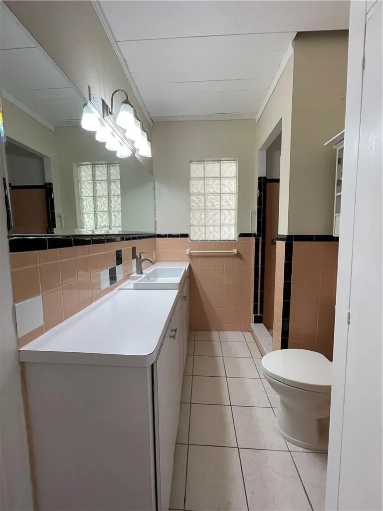 1969 NE 4th Street Deerfield Beach FL 33441