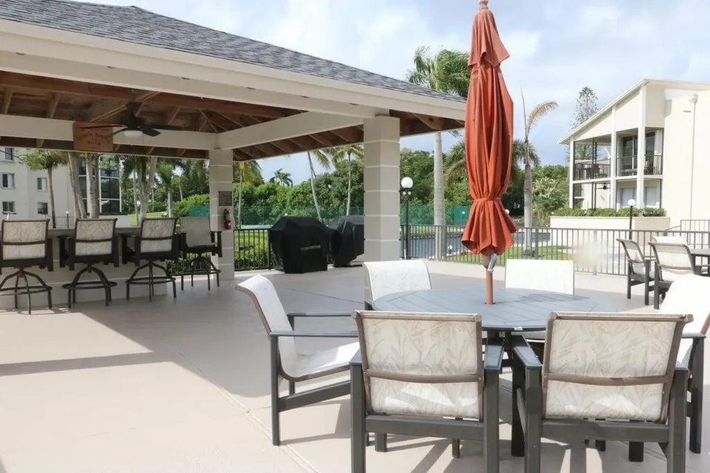 11811 Ave Of The Pga Palm Beach Gardens FL 33418
