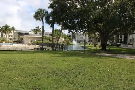 11811 Ave Of The Pga Palm Beach Gardens FL 33418