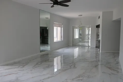 11811 Ave Of The Pga Palm Beach Gardens FL 33418