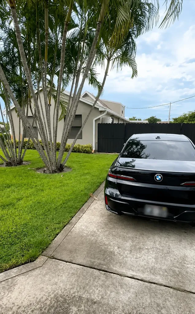 1818 Meadow Court West Palm Beach FL 33406