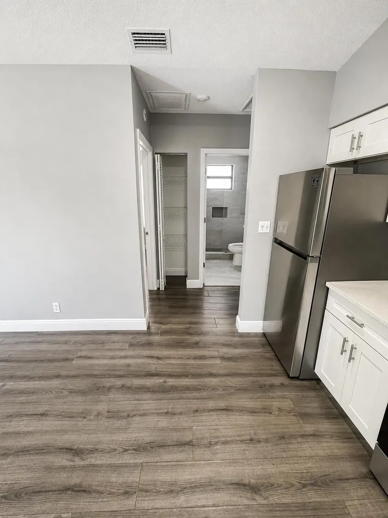 1818 Meadow Court West Palm Beach FL 33406