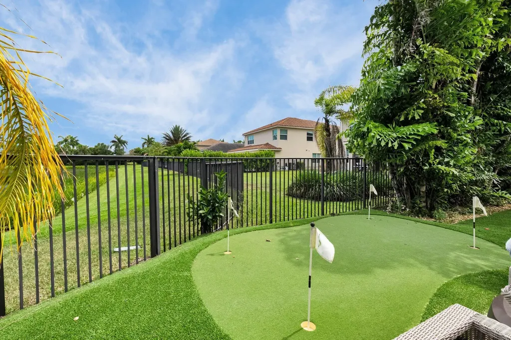 9712 Celtic Sea Lane Delray Beach FL 33446