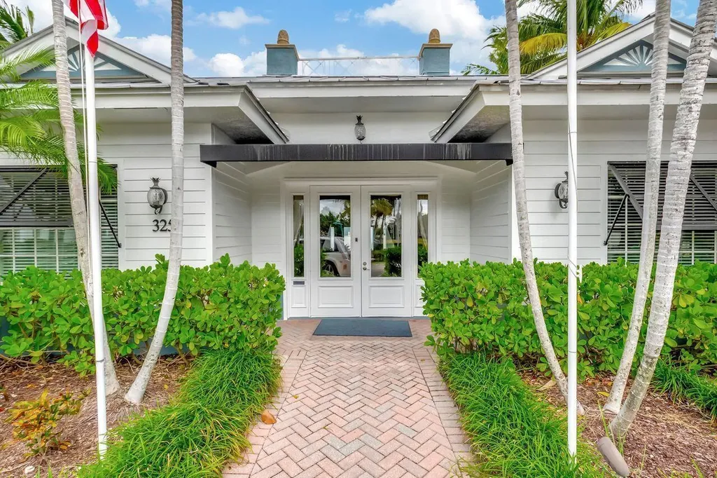 250 NE 3rd Avenue Delray Beach FL 33444