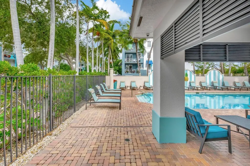 250 NE 3rd Avenue Delray Beach FL 33444