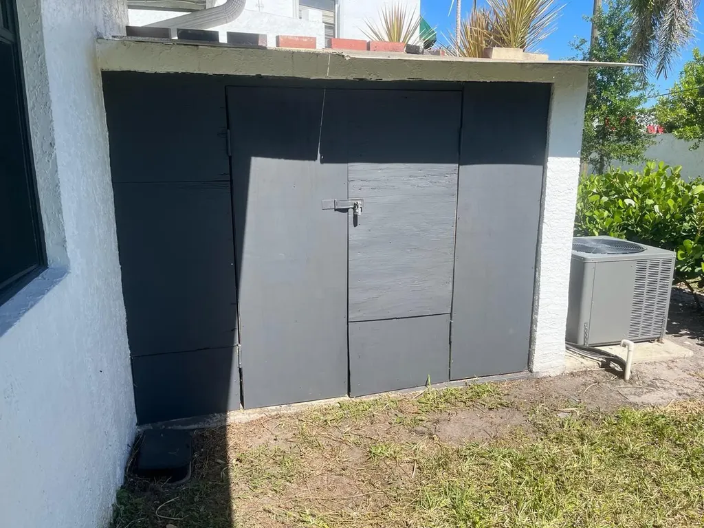 283 NW 36th Avenue Deerfield Beach FL 33442