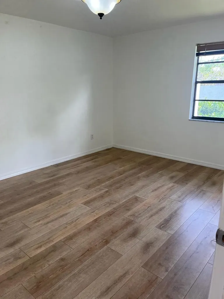283 NW 36th Avenue Deerfield Beach FL 33442