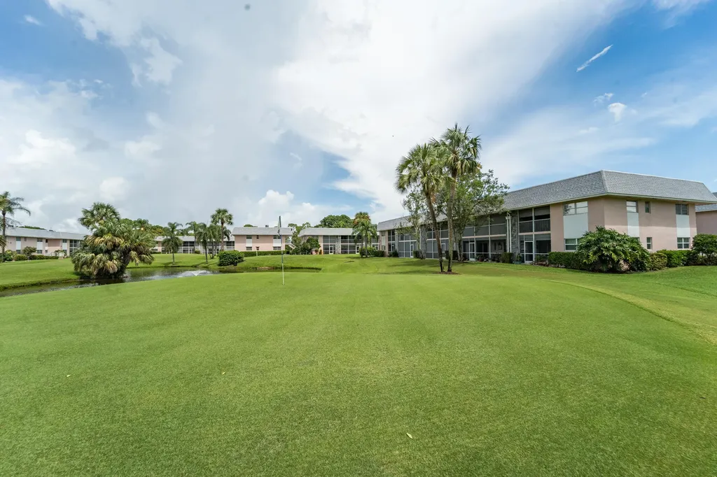 18081 SE Country Club Drive Jupiter FL 33469