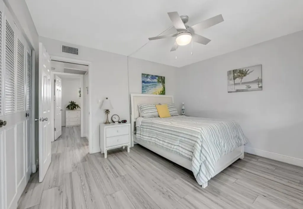 2855 Garden Drive S Lake Worth Beach FL 33461