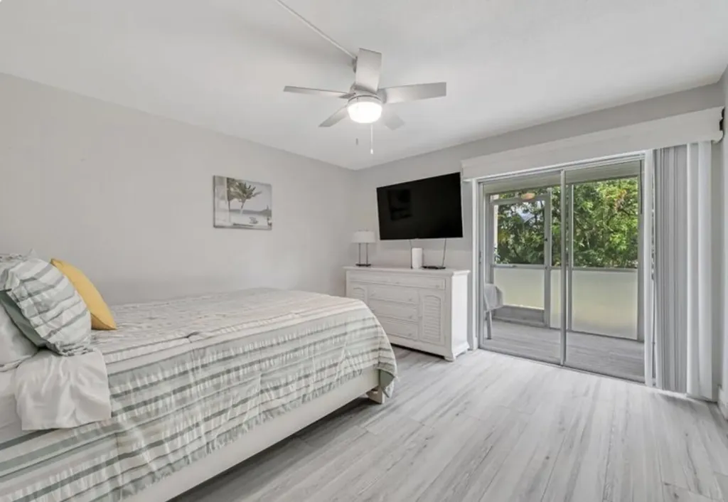 2855 Garden Drive S Lake Worth Beach FL 33461