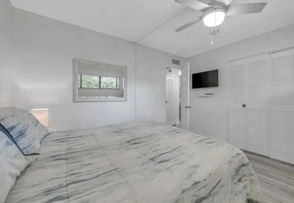 2855 Garden Drive S Lake Worth Beach FL 33461