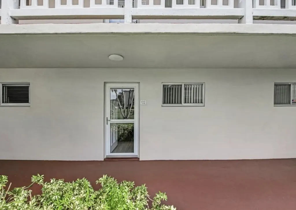 2855 Garden Drive S Lake Worth Beach FL 33461