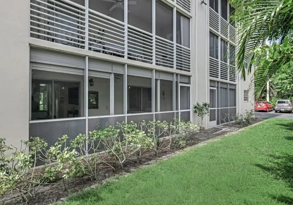 2855 Garden Drive S Lake Worth Beach FL 33461