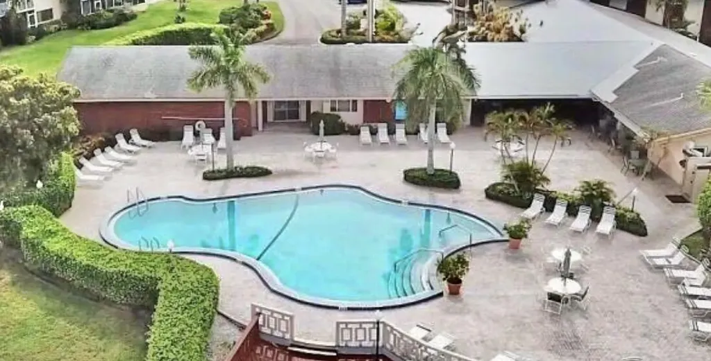 2855 Garden Drive S Lake Worth Beach FL 33461