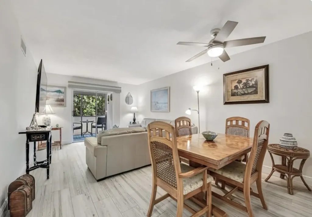 2855 Garden Drive S Lake Worth Beach FL 33461