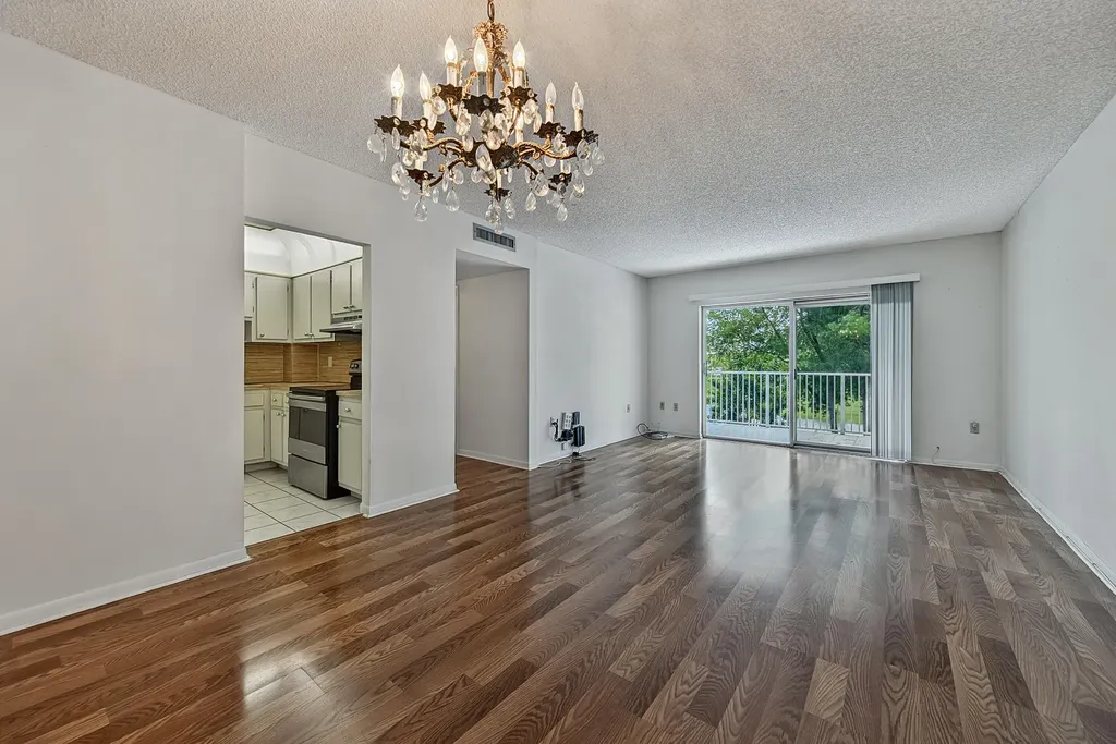 3850 Washington Street Hollywood FL 33021