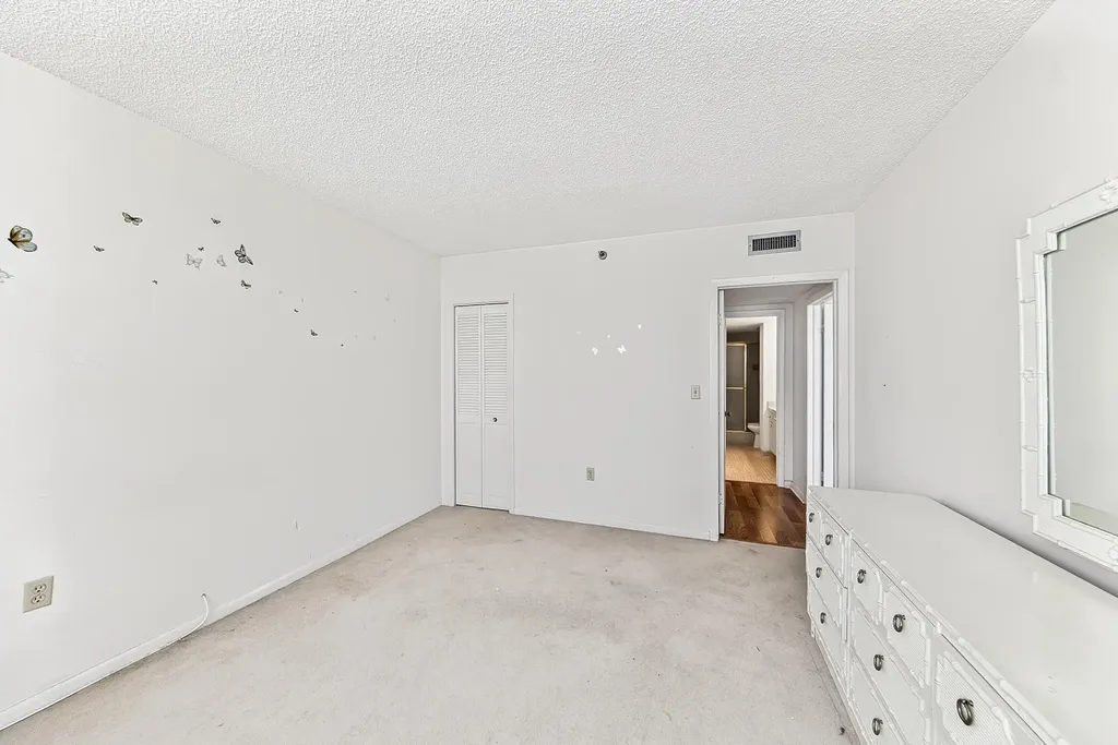 3850 Washington Street Hollywood FL 33021