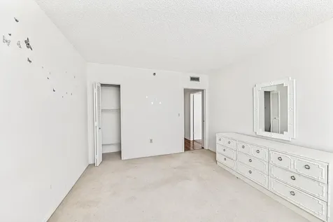 3850 Washington Street Hollywood FL 33021