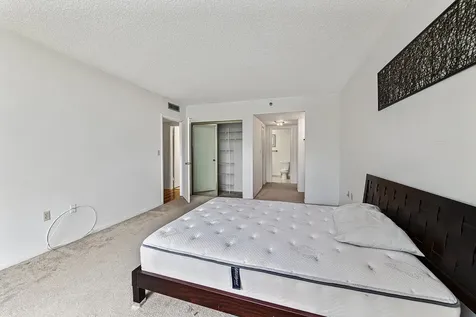 3850 Washington Street Hollywood FL 33021