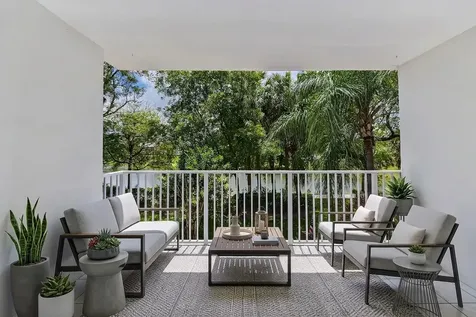 3850 Washington Street Hollywood FL 33021