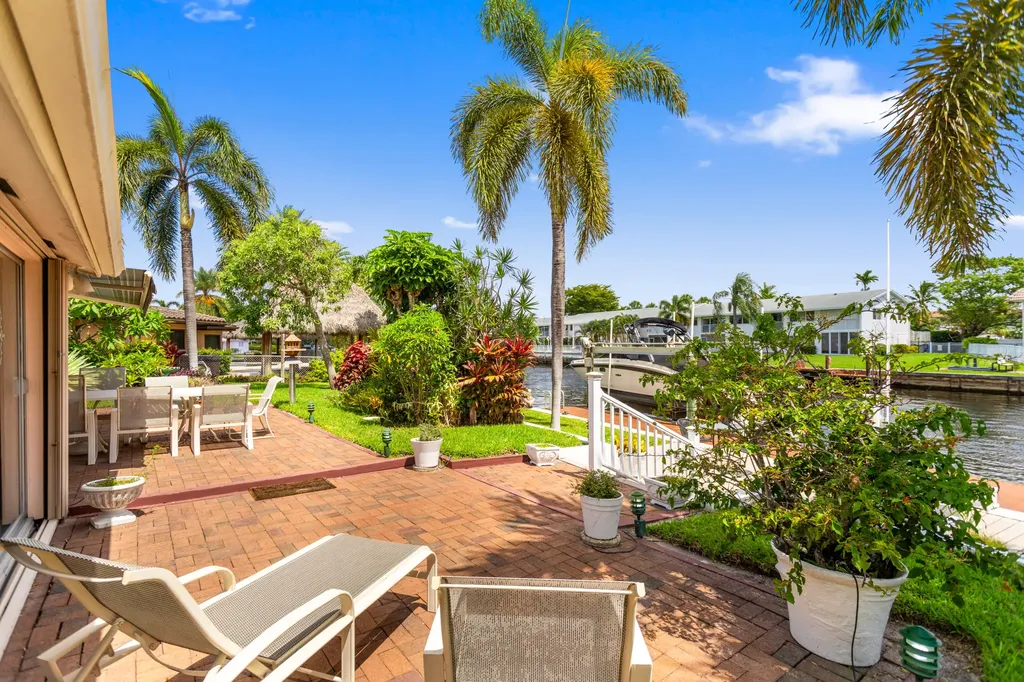 270 SE 5th Terrace Pompano Beach FL 33060