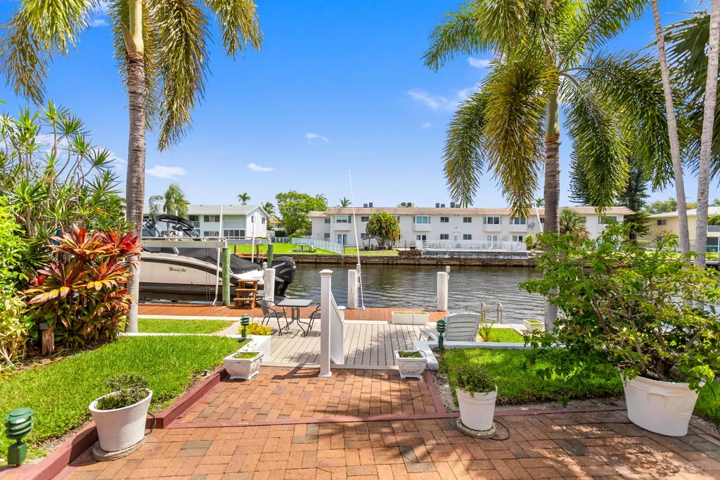 270 SE 5th Terrace Pompano Beach FL 33060