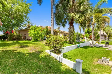 270 SE 5th Terrace Pompano Beach FL 33060