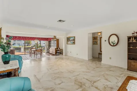 270 SE 5th Terrace Pompano Beach FL 33060