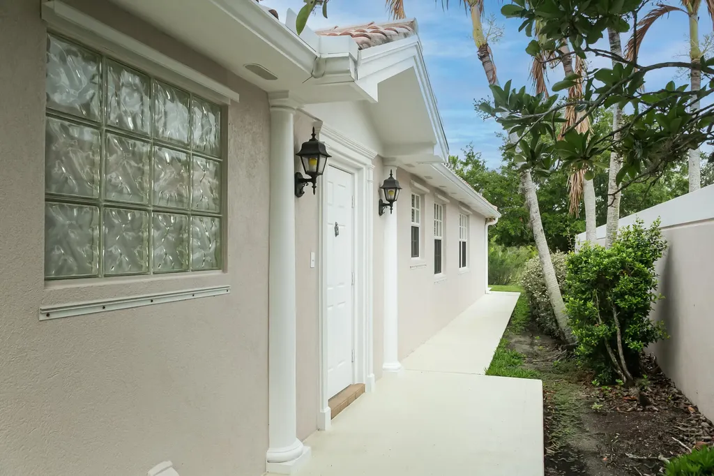 10714 SW Elsinore Drive Port St Lucie FL 34987