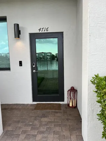 4716 NW 84th Court Doral FL 33166
