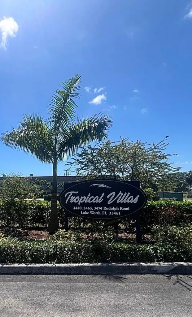 3481 Helena Drive Lake Worth FL 33461