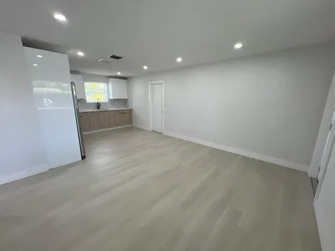 2240 Mayo Street Hollywood FL 33020