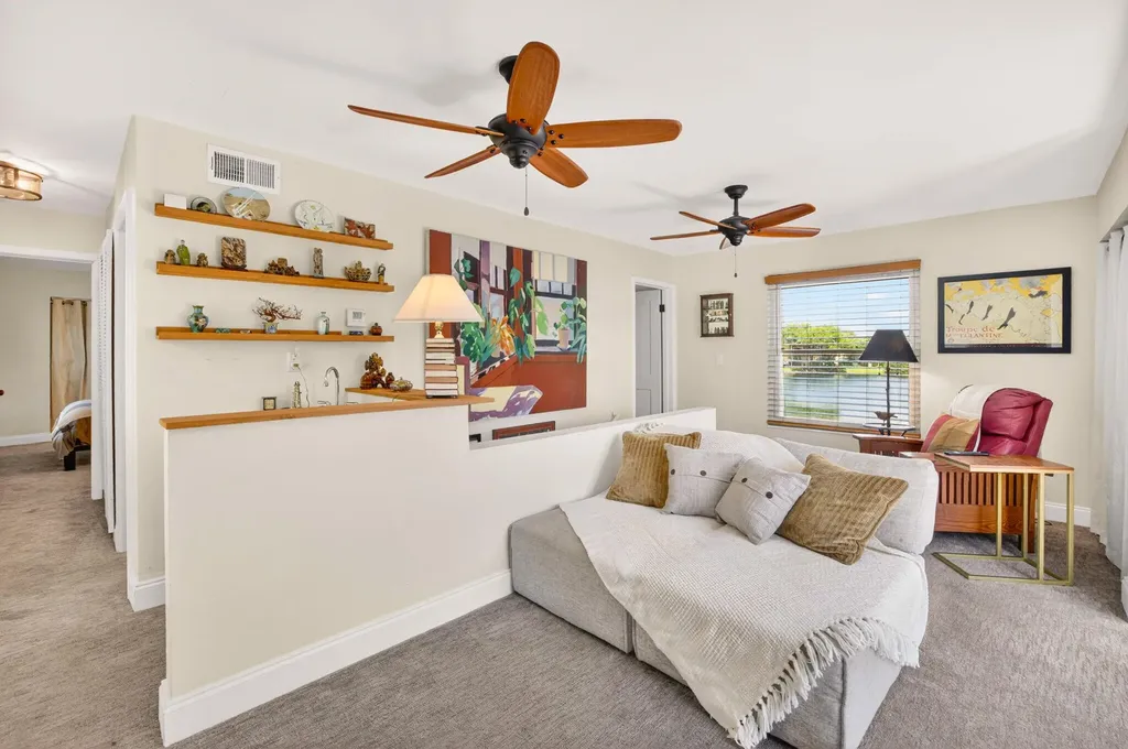 4001 NE 14th Avenue Oakland Park FL 33334