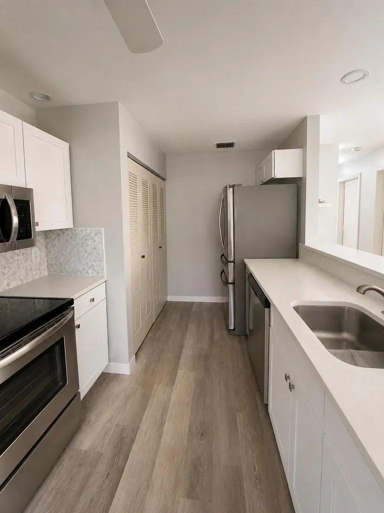 6069 La Palma Lane Delray Beach FL 33484